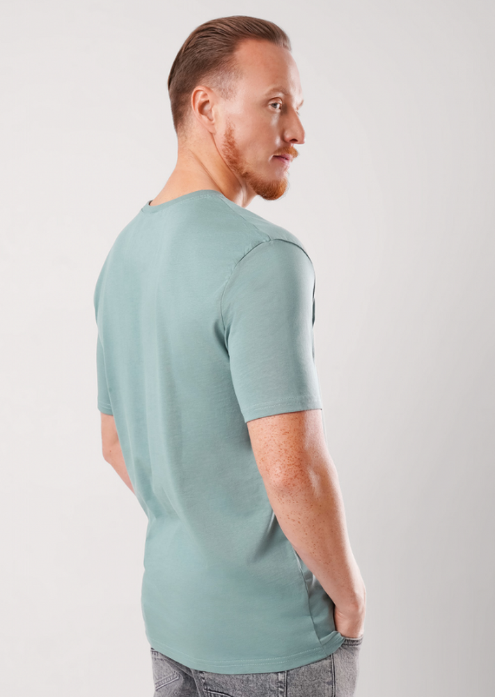 600311/35ккп Футболка мужская Эйс